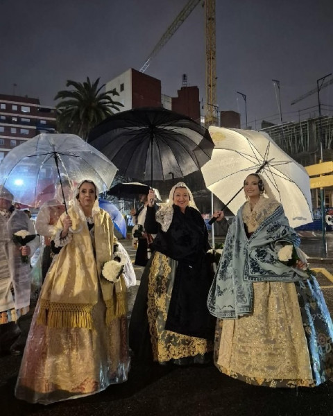 18 de marc no hi ha aigua que apague el nostre foc encara que el temps no perdonara la nit de l   maximo ancho 1024 maxima altura 768 