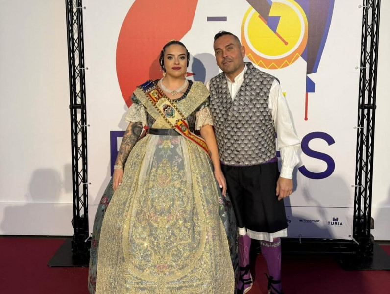 intercanvi de fotos amb la fmv i imposicio de brillants dissabte passat els nostres representant